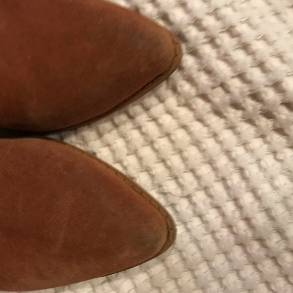 Forever 21 faux suede camel brown pointed bootie - Picture 3 of 7